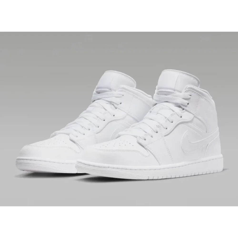 Size 10 - Air Jordan 1 Mid Triple White 554724-136 - Picture 2 of 6